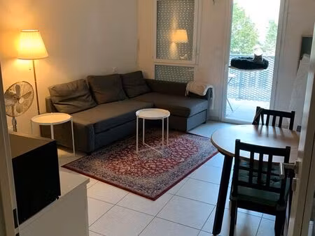 t1 - 27m2 balcon et parking castelnau le lez