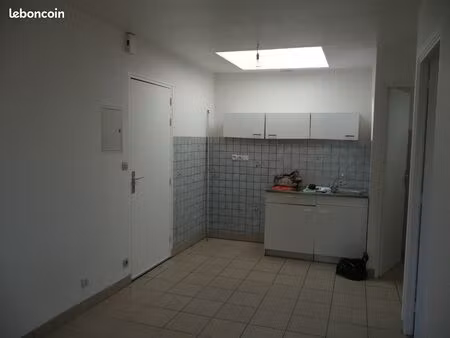 t1bis non meublé proche axe nantes-cholet