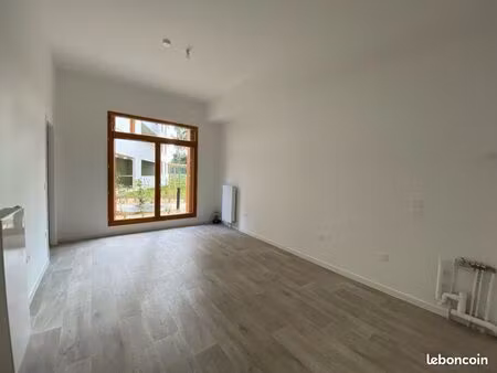 loue appartement t2 villepinte (93) 42 58m2 avec parking