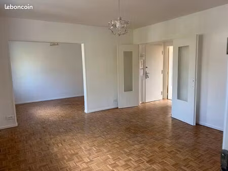appartement t3/t4 rénové de 68 m²
