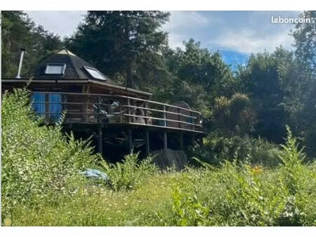 cabane off-grid à rennes-les-bains