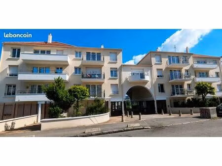 3 pièces - meublé -proche paris
