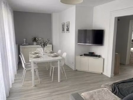 t3 rénové 63 m² avec jardin  garage et cuisine d’été