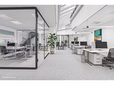 bureau 156 m²