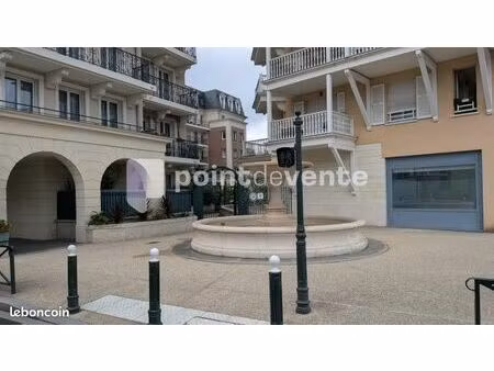 epicerie/primeur 150 m²