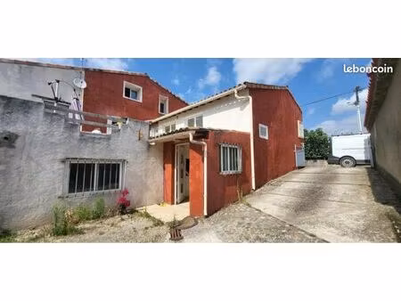 maison de village