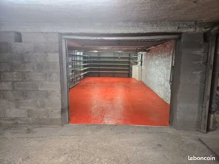 box - local 42 m2