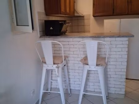 loue studio 20 m2 rdc villa parking