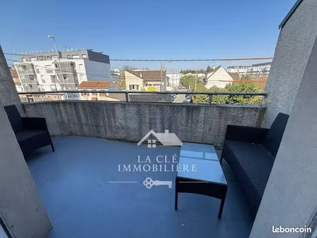 studio 1 pièce 32 m²