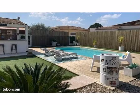 maison plain-pied 105 m² avec piscine et terrain 800 m² sans vis-à-vis