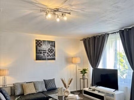 appartement 6 pièces 103 m2