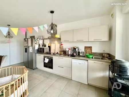 appartement 3 pièces 75 m²