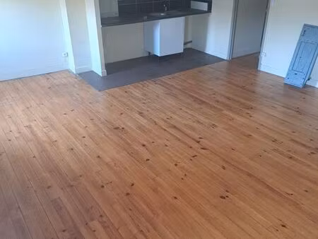 appartement t2 bis / 69m² - castelnaudary