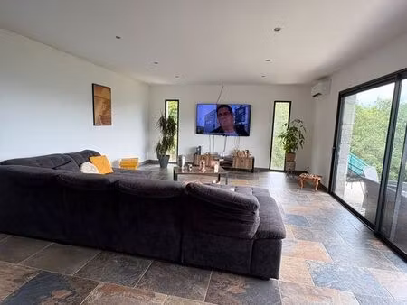 villa t4 récente avec garage à venaco