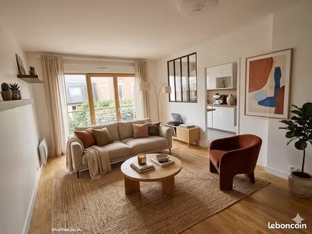 appartement 3 pièces  73 m²  montreuil quartier marais de villiers