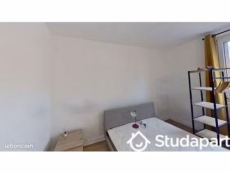 chambre 1 pièce 42 m²