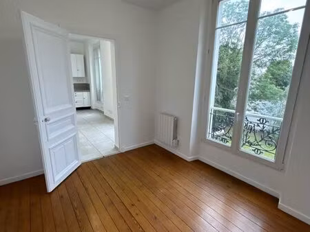 appartement f2 de 32 m2 libre de suite