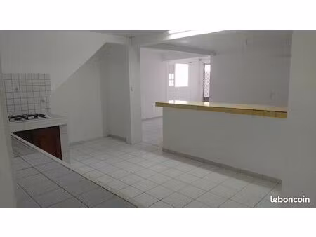 appartement bas de villa à louer