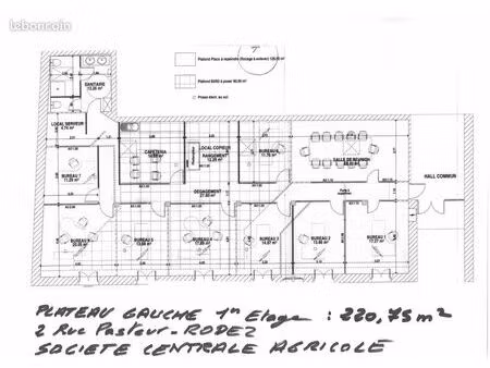 bureau 221 m²
