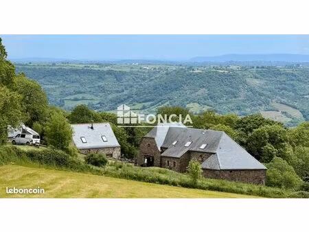 un domaine d'exception  seul au monde  face à la vallée - clairvaux-d'aveyron