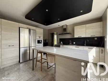ferme 4 pièces 193 m²