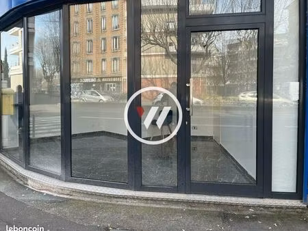 local commercial 17 m²