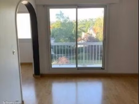 charmant appartement de 2 pièces à la varenne saint hilaire 94210