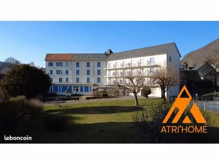 fonds de commerce 4000 m² vic-sur-cère