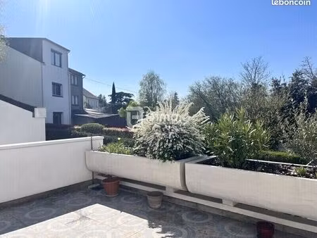 appartement 5 pièces 101 m²