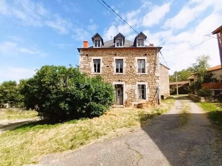 exclusivité belle maison de caractère à rénover avec sa