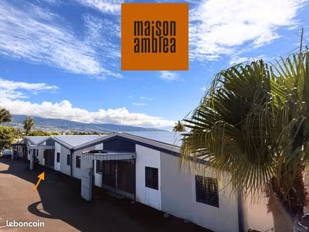 local 568 m² sainte-marie