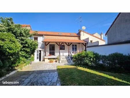 maison de ville 4 pièces 103 m²