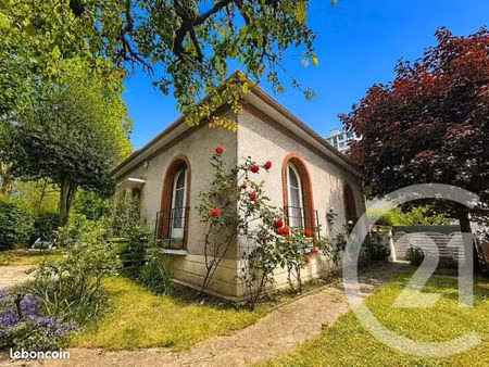 maison 4 pièces 100 m²