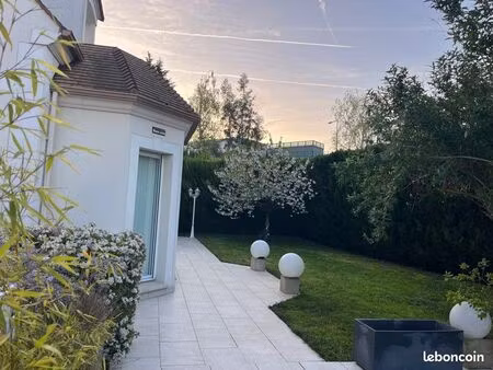 maison individuelle 220m2