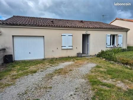 maison esse 16500