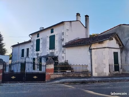maison à vendre avec 1500m2 de terrain