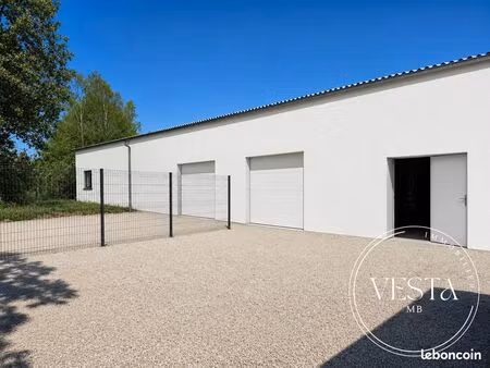 local 115 m² longvic