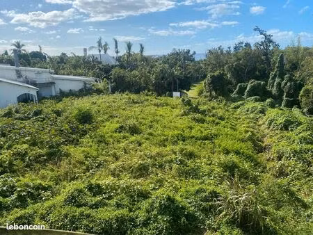 terrain 1 600 m² sainte marie