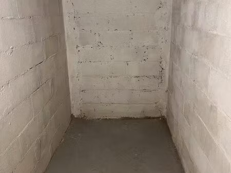 cave / stockage