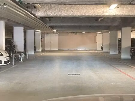 places de parking sécurisés vidéosurveillance