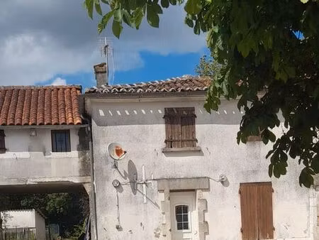 maison 3 ch a sigogne à 3 km de jarnac