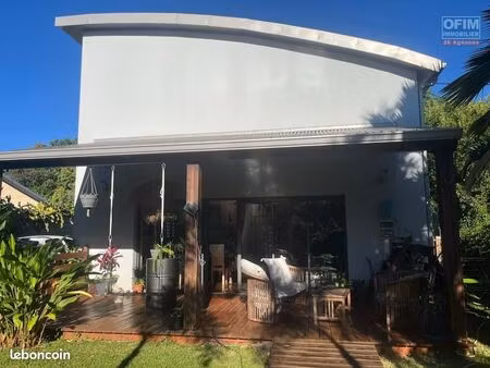 villa 5 pièces 130 m²