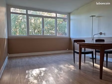 loue appartement meublé 56m2 / t3