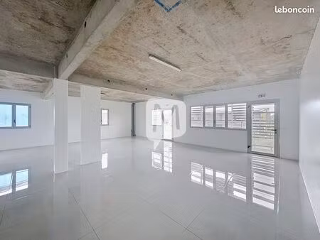local commercial 95 m² matoury