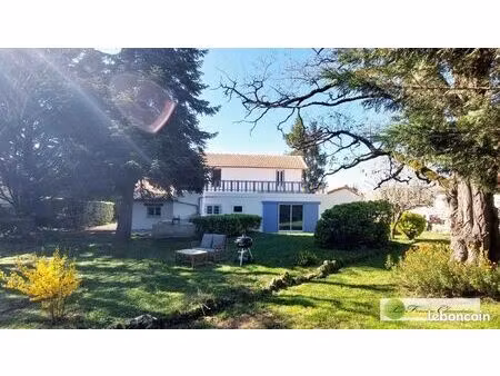 propriété 7 pièces 125 m²