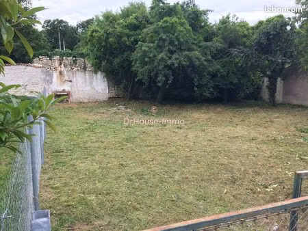 terrain 400 m² cognac