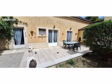 maison de village avec cour