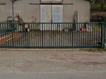 bâtiment 265m2