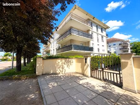 appartement 3 pièces 53 m²