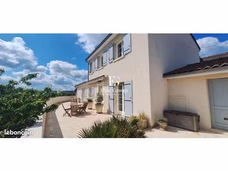 maison 5 pièces 150 m²